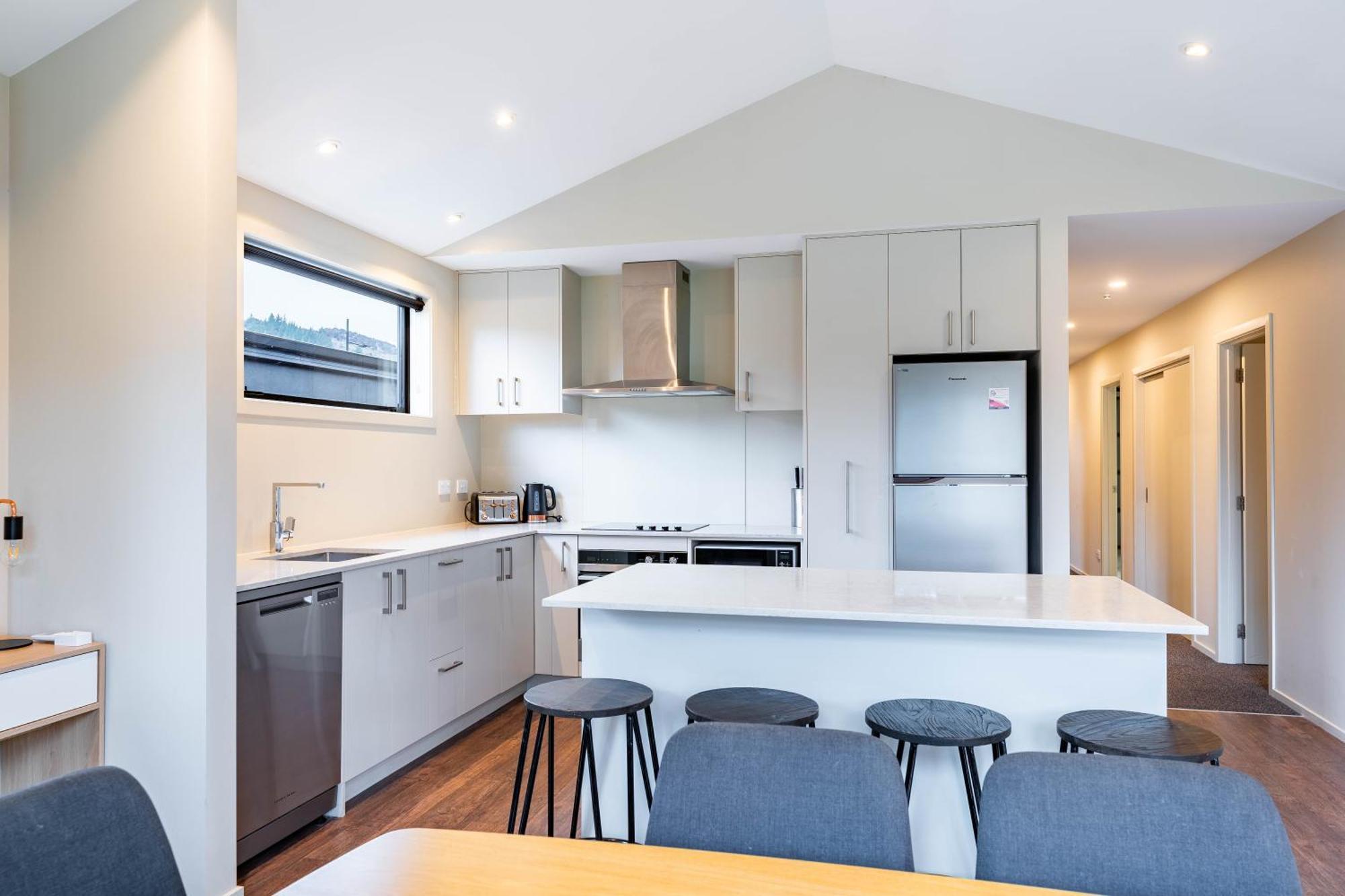 Outlet Sanctuary Villa Wanaka Dış mekan fotoğraf