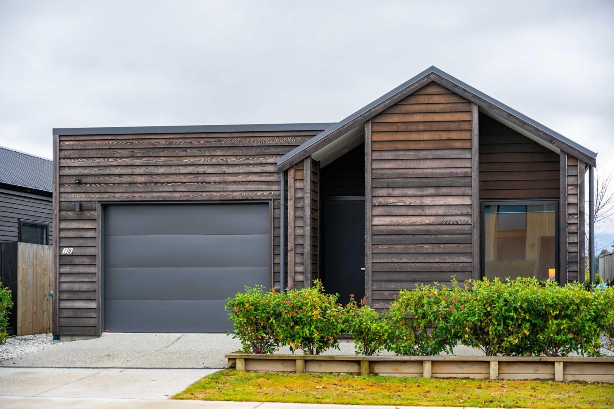 Outlet Sanctuary Villa Wanaka Dış mekan fotoğraf