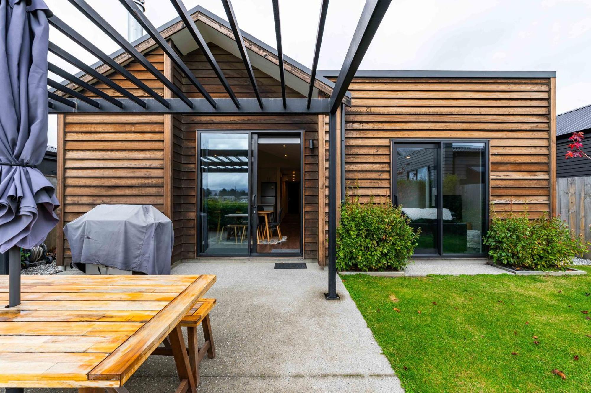 Outlet Sanctuary Villa Wanaka Dış mekan fotoğraf